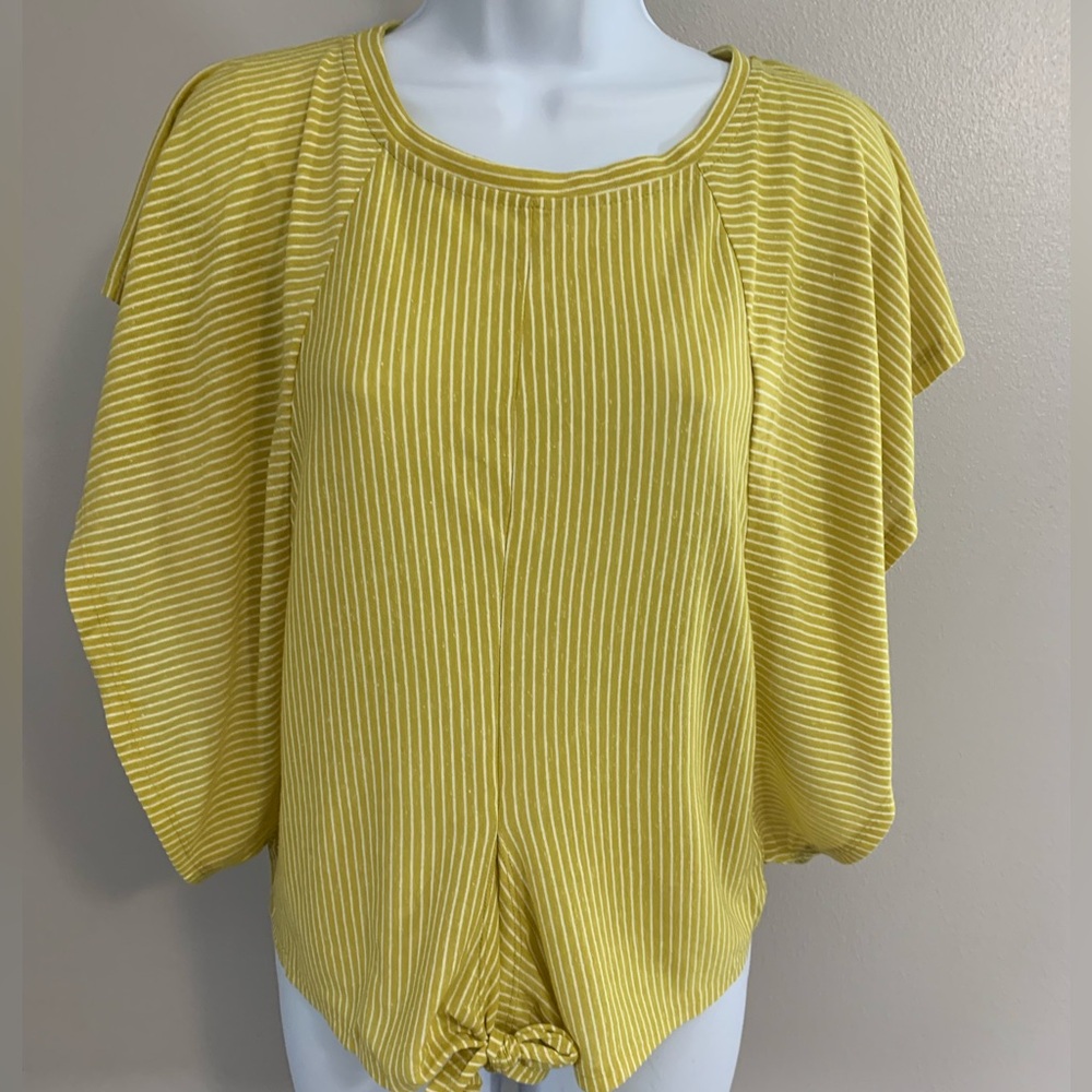 NWT Umgee Yellow Striped Short Sleeve Poncho Style Top with Front Tie